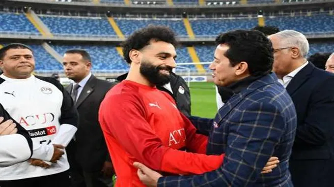 ملاحظة غريبة في صورة محمد صلاح بمران المنتخب..