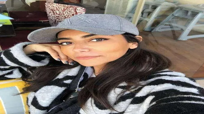 «منتجة فنكوش».. موقف صادم لـ سارة الطباخ بعد هجوم تامر عاشور عليها