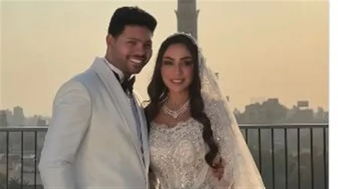 فرحة محمد أنور في زفاف شقيقه