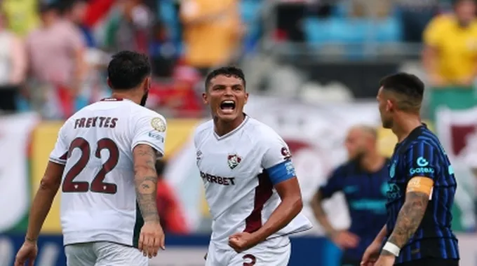 فلومينينسي يهزم الهلال في كأس العالم للأندية