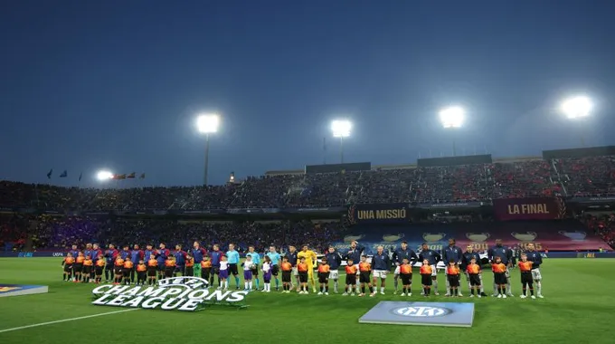 فوز برشلونة التاريخي وأزمة حراسة المرمى