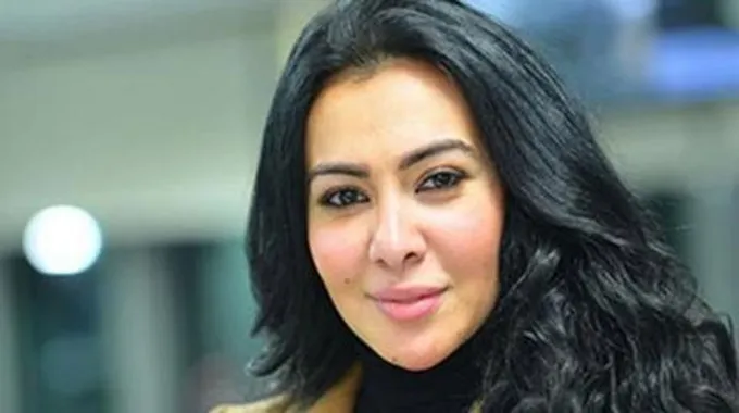 بعد إعلان اعتزالها.. ميرهان حسين تخرج عن صمتها وتوجه رسالة نارية للفنانين